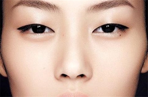 单眼皮和双眼皮哪个是汉人的后裔,汉族人是单眼皮还是双眼皮
