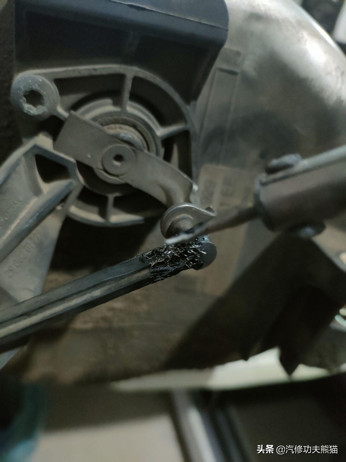 2003年老奥迪a6,2012年奥迪a6经典