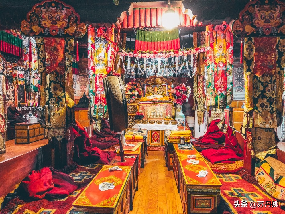 拉萨最隐秘的古寺:与大昭寺一墙之隔,允许拍照,收费10元