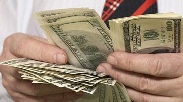 100美元能在美国买什么,100美元可以在美国买些什么