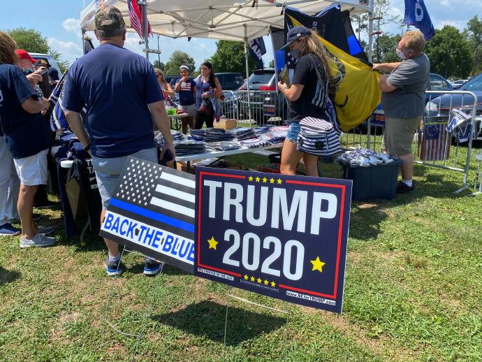 黑人球星拒绝下跪,球衣销量暴涨