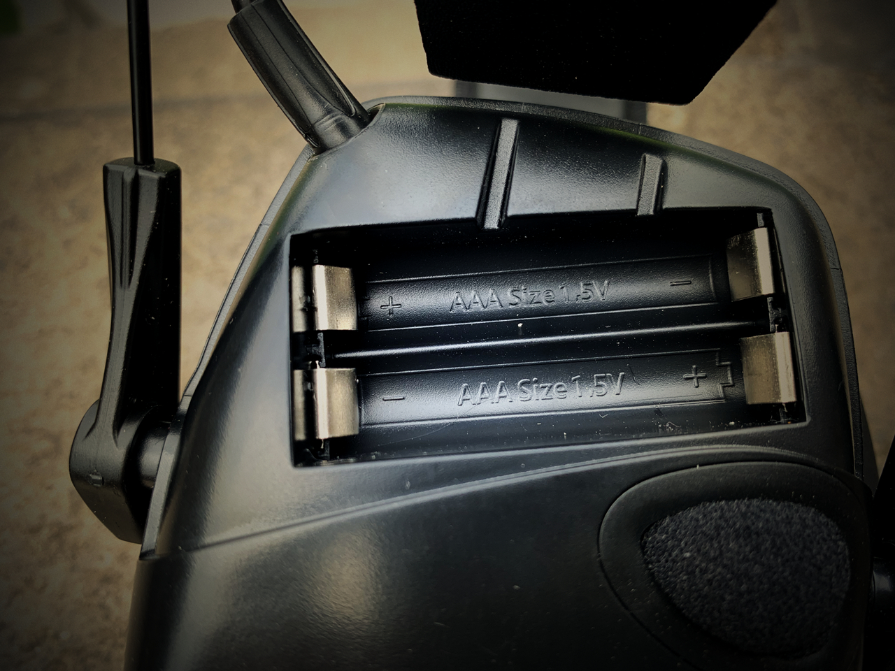 李逵李鬼，且看如何分辨真假霍华德,HowardLeight拾音降噪耳机