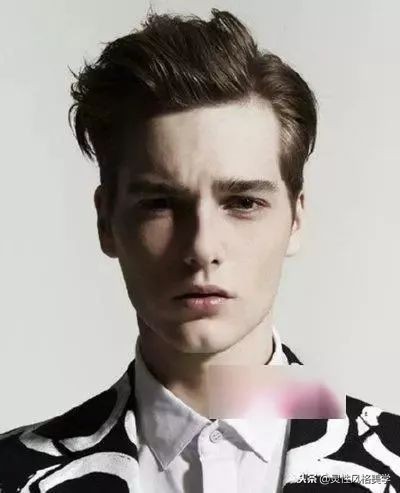 有层次感的刘海中分发型,偏分刘海的发型是什么样的