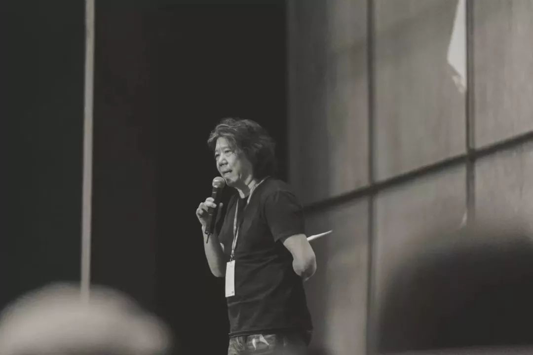 孟京辉茶馆另一种评价,孟京辉事件