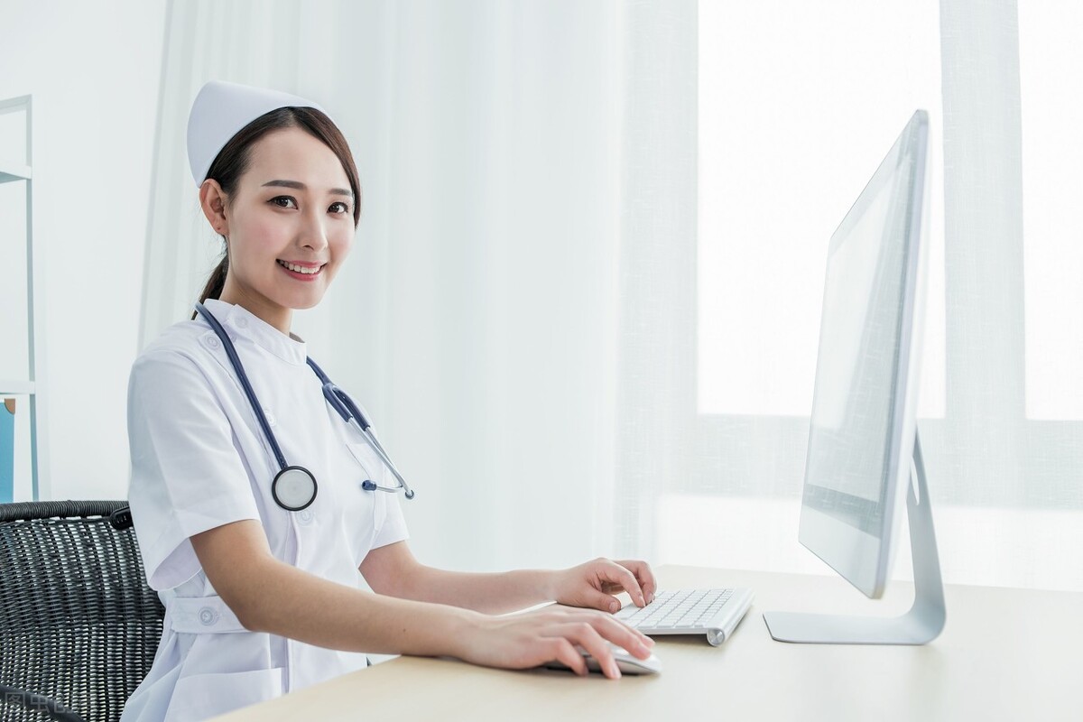 住房补贴!鞍山市中心医院招聘护士64人