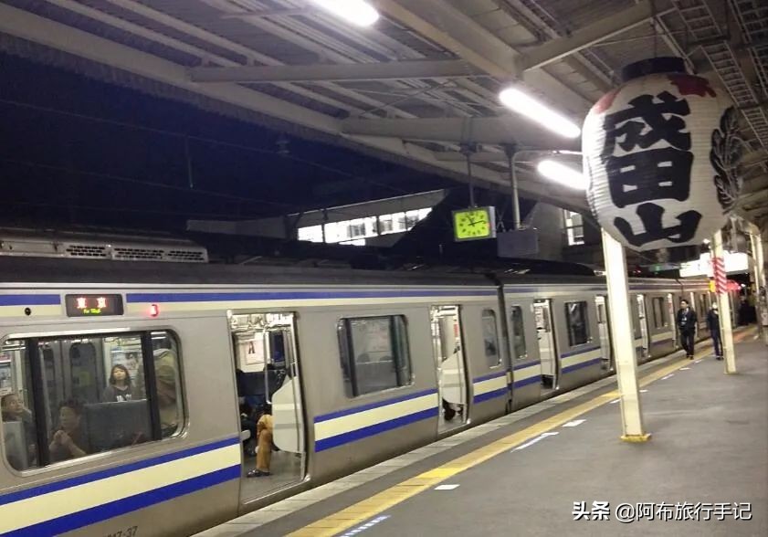 成田机场对比羽田机场,成田机场和羽田机场有什么不一样