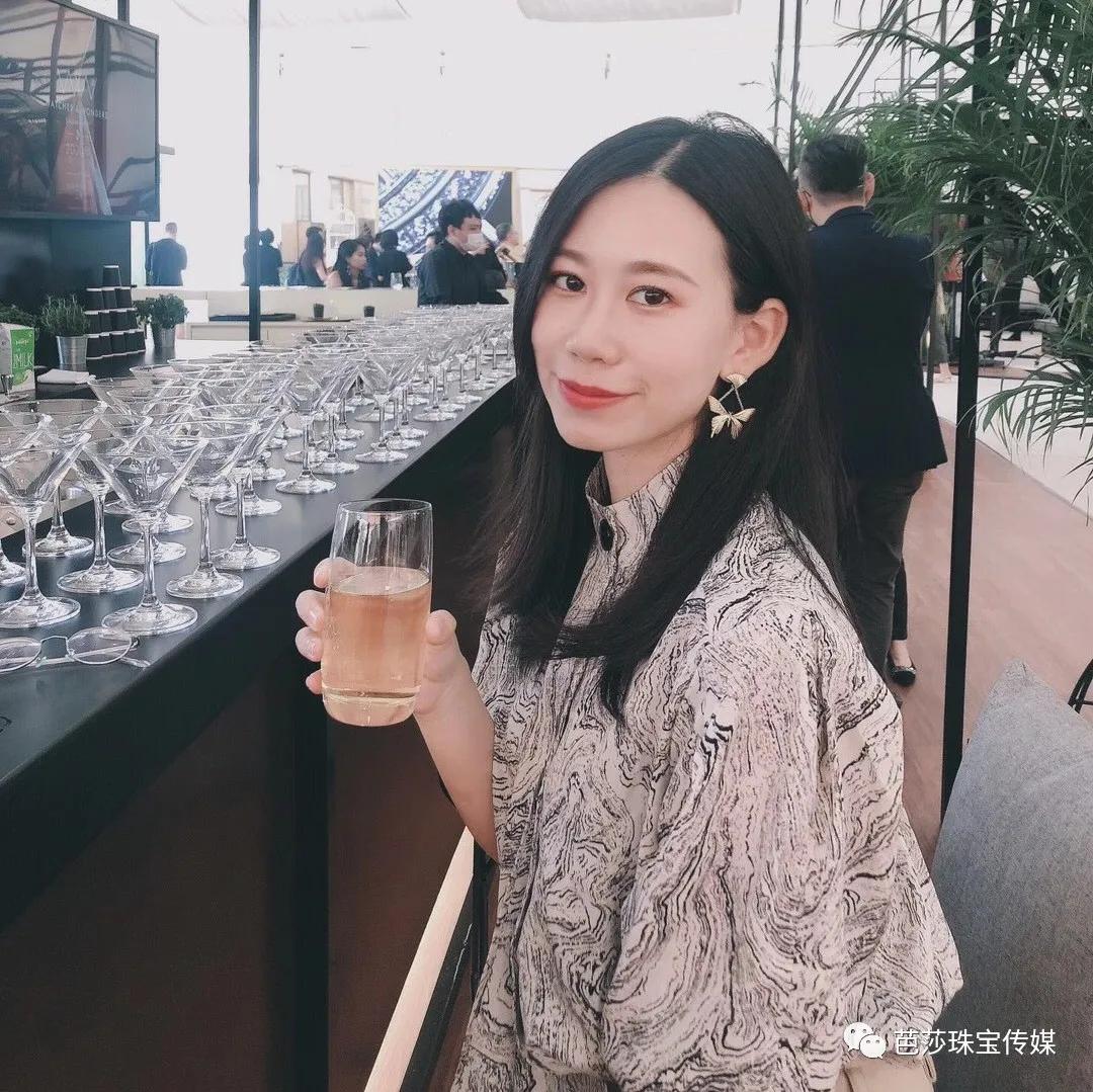 想伪装成专业又时髦的“芭珠编辑”吗？私藏书单首次公开