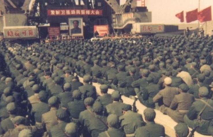 中国东方红1号视频,中国第一东方红一号