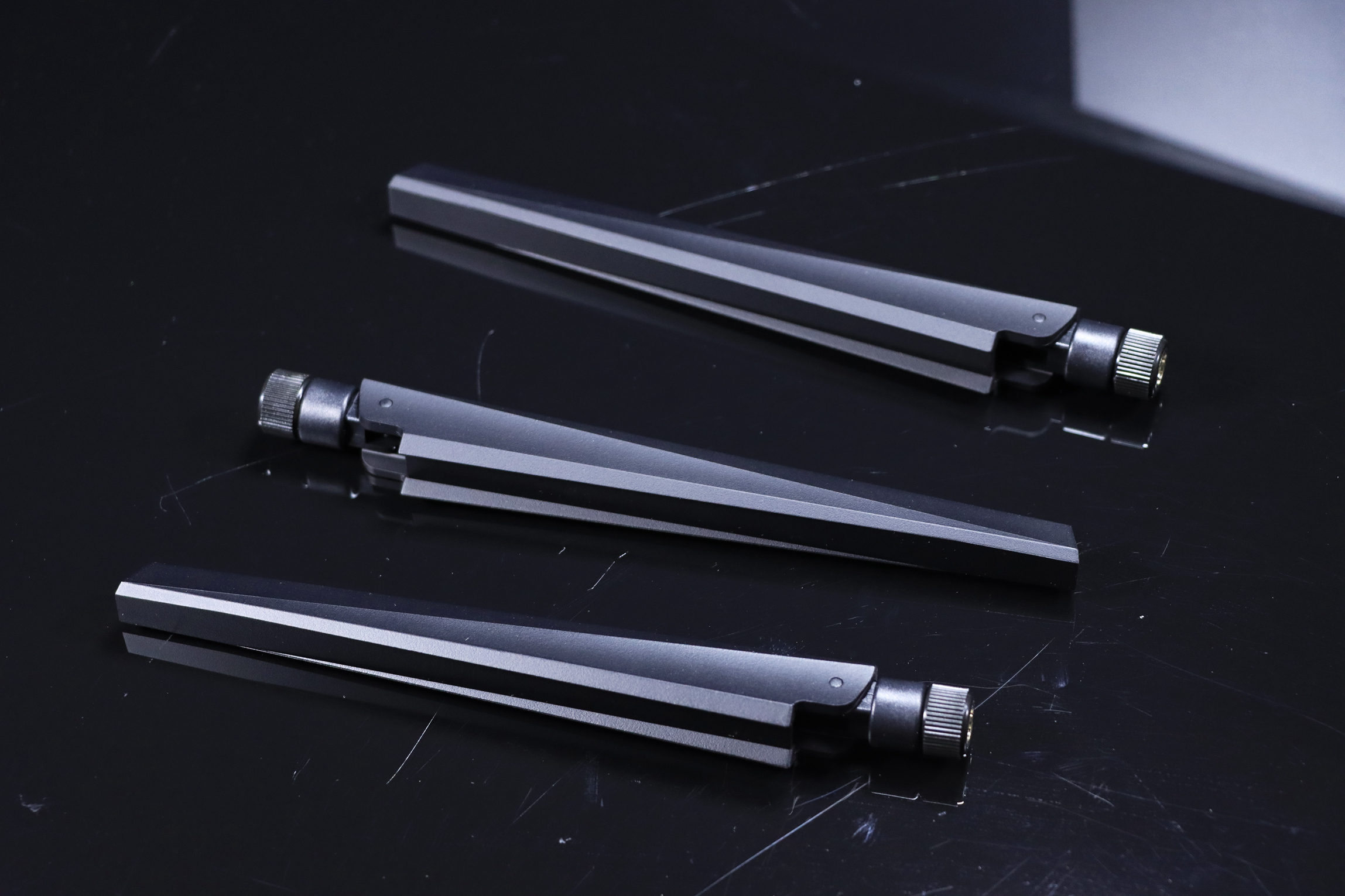 华硕路由器rtax56u标准版和青春版,华硕最新路由器rt-ax86u