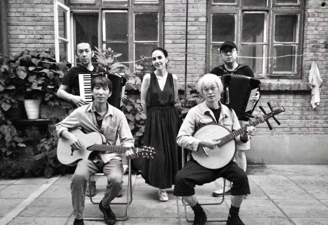 刘烨温柔的女人,刘烨为爱情背井离乡