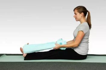 脚后跟骨刺一根筷子解决,脚后跟长骨刺是怎么回事