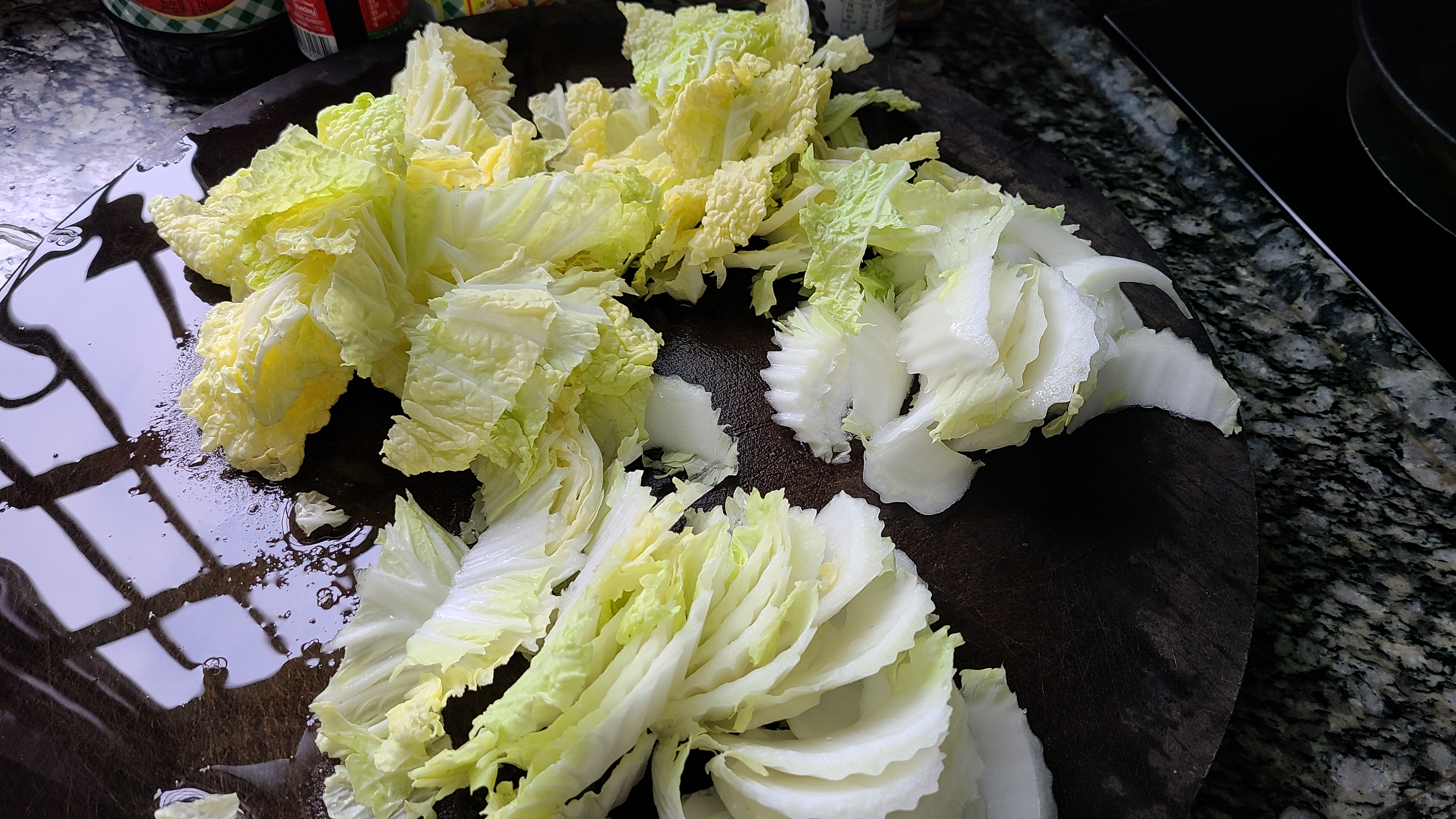 白菜豆腐煲好吃下饭天天吃都不腻,好吃的白菜豆腐煲快来学一下吧