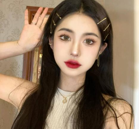 睫毛夹一下就掉了,睫毛夹一会就塌了