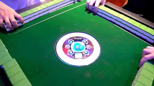 轰趴馆里的小型ktv多少钱,酒店式公寓轰趴棋牌馆