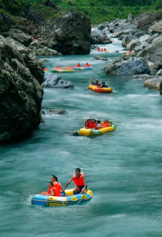 阿依河团购门票,阿依河门票优惠是要线下买票吗
