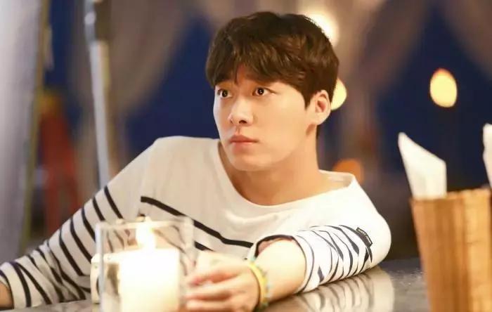 鞠婧祎李易峰唱歌,李易峰鞠婧祎演戏花絮