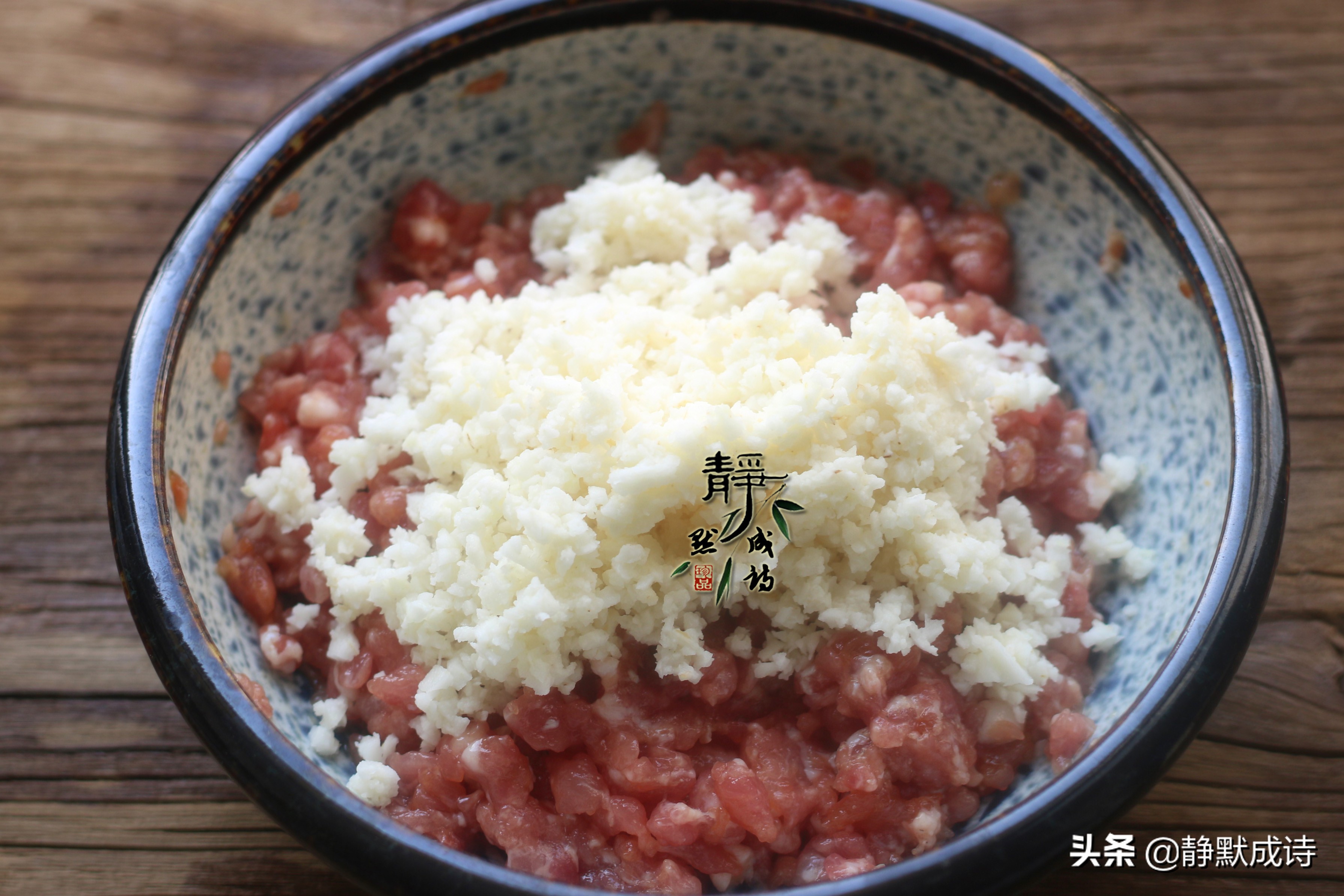 年夜饭必备的家常菜丸子,珍珠丸子的家常做法年夜饭