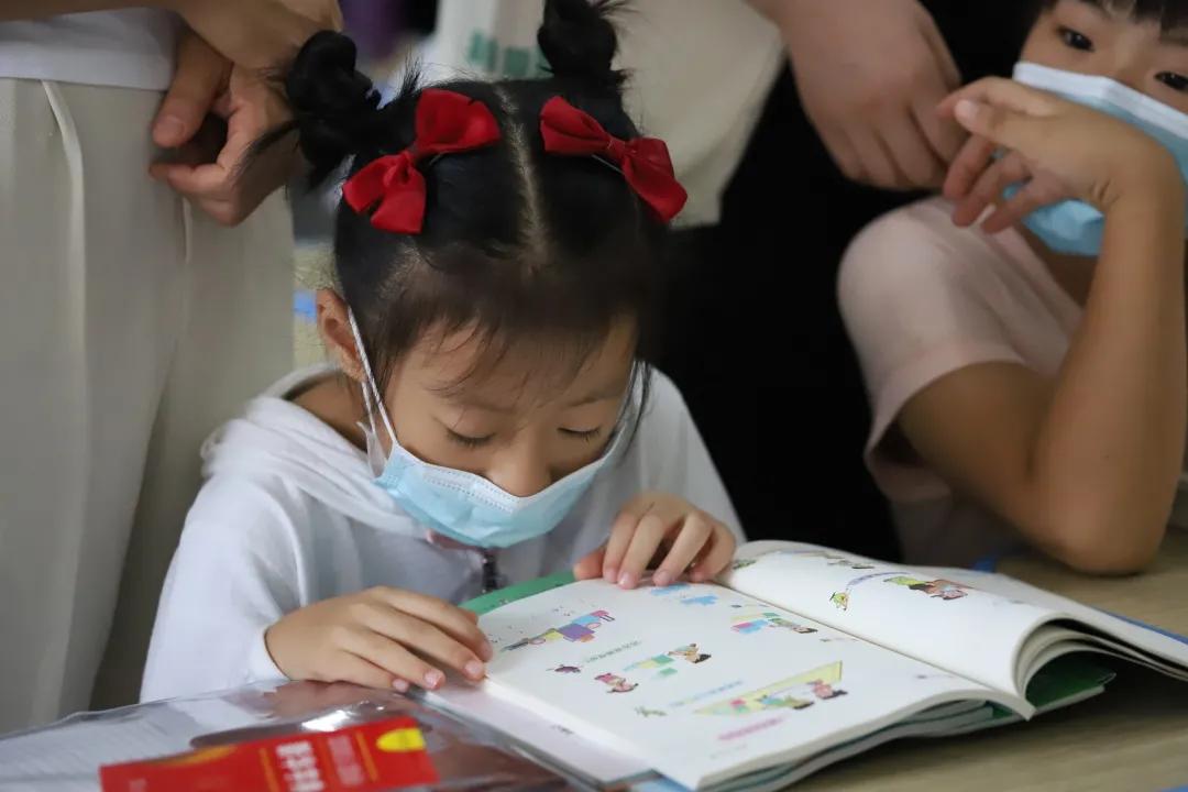 华山路小学新生一年级入学仪式,云兴小学城东分校招生标准