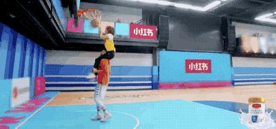 比王思聪更有钱的富二代,比王思聪有钱的富二代王子