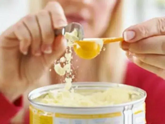 婴儿奶粉冲泡方法,奶瓶冲泡奶粉的正确方法