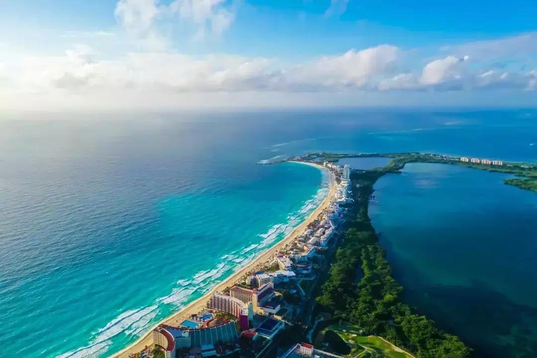 他7年骑行44个国家多次死里逃生,他7年环游中国18万公里绕赤道4圈