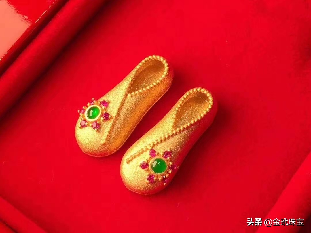 结婚买哪五样黄金首饰最好,最华贵的结婚黄金首饰