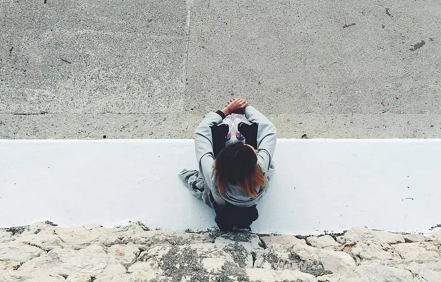 孩子性格内向又不听话,孩子自卑不合群怎么引导