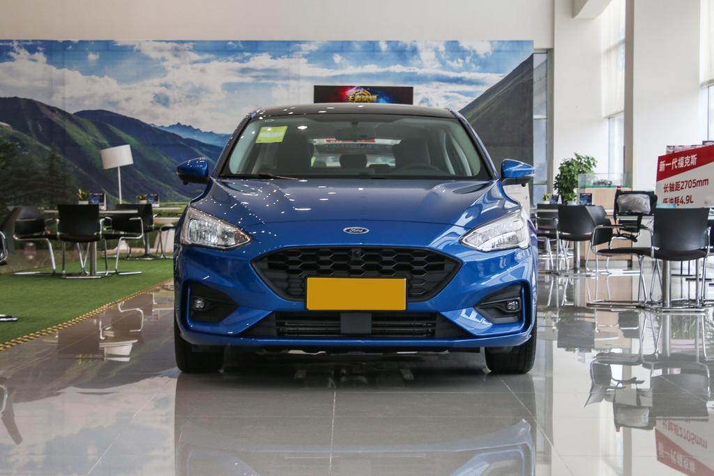 福特福克斯三缸手动1.5t,福特福克斯1.5t四缸8at