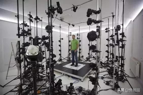 木雕是一门需要技术的艺术，值得尊重