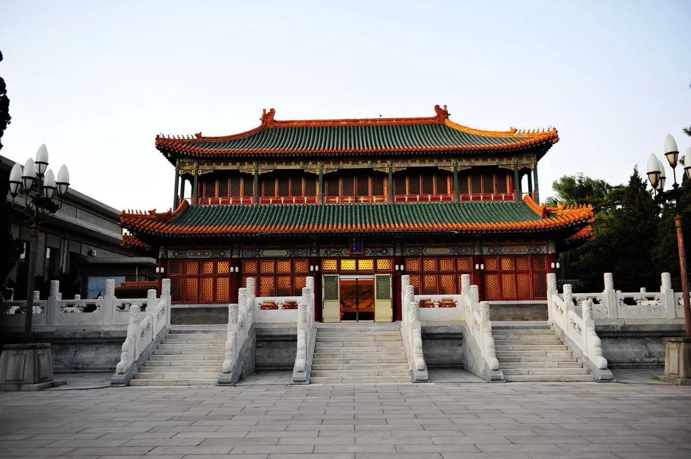 中国具有代表性的亭台楼阁,中国四大亭台楼阁