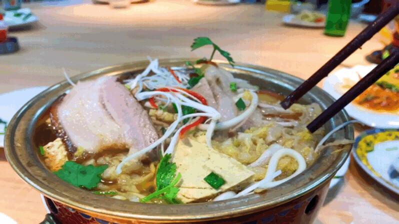 襄阳特色烤全羊,襄阳正宗烤全羊