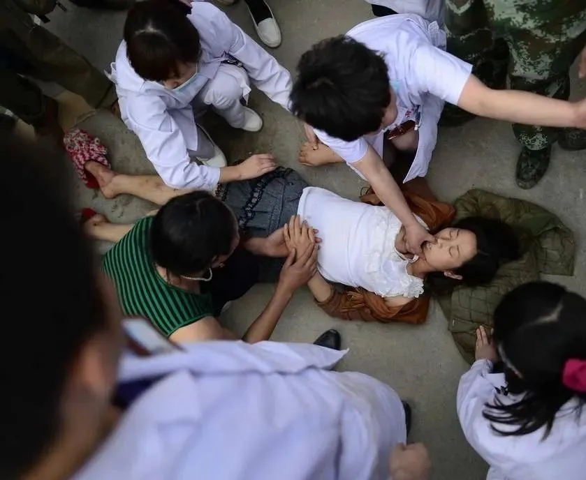 一个神奇穴位治中风偏瘫,神奇治疗中风案例