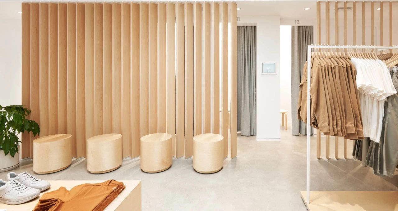 修身牛仔裤也能穿出性感气质,什么款式的牛仔裤又潮又好