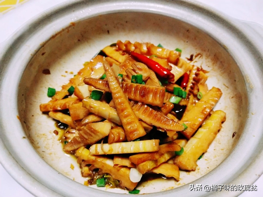 冬笋炒河虾雪菜的做法,雪菜春笋炒白虾