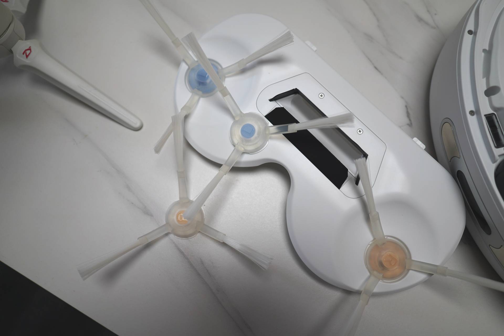 拖地扫地一体机如何自动清洗,扫地拖地机器人自动清洗