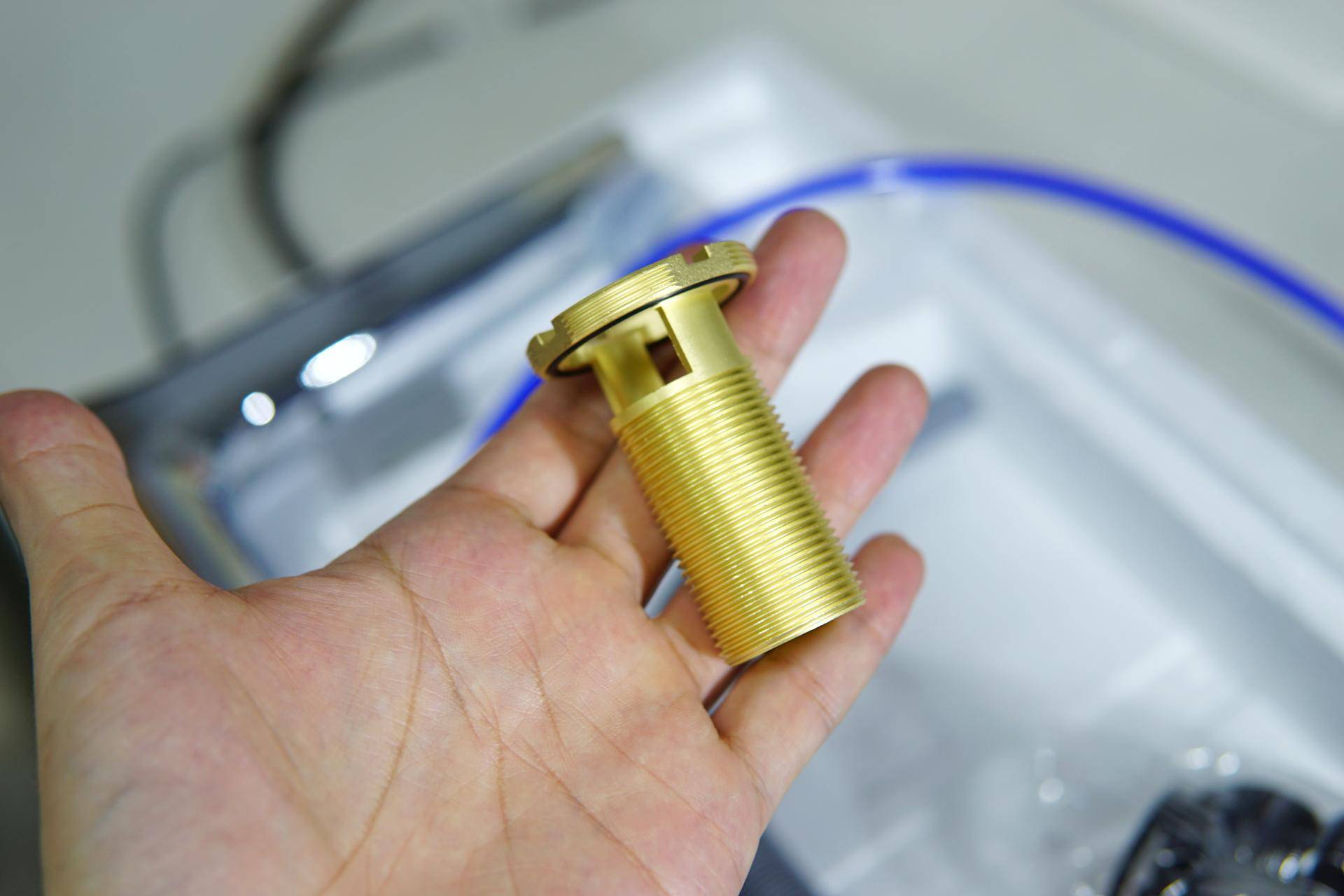 房价那么贵一点也不能浪费,台面净热一体净水机测评