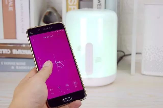 米家床头灯测评,米家床头灯灯泡测评