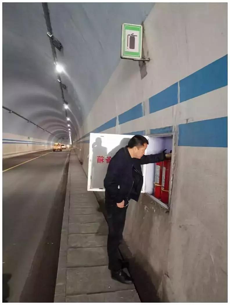 成蒲铁路邛崃,成蒲铁路邛崃站