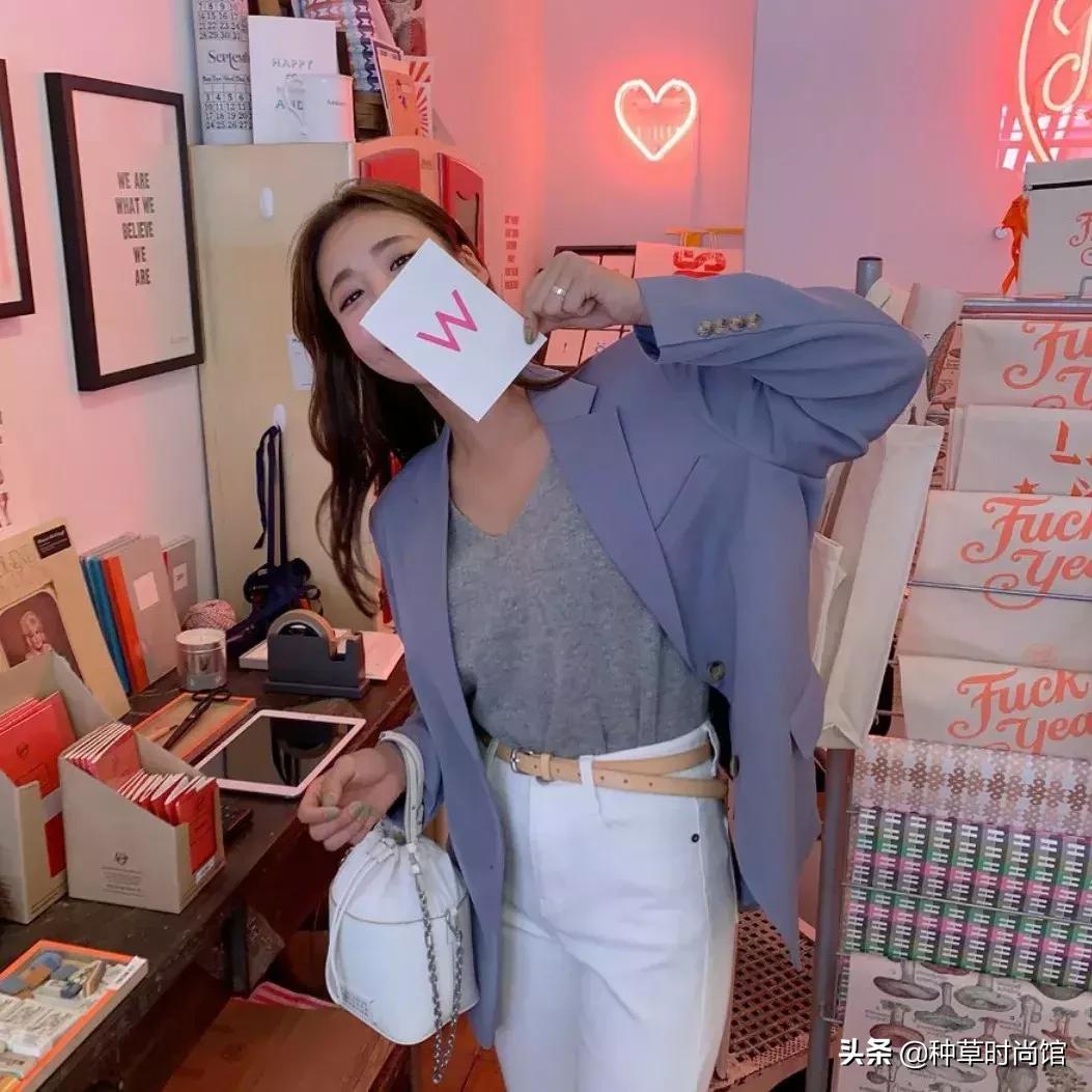 有趣的拍照模板,30个照片合集模板