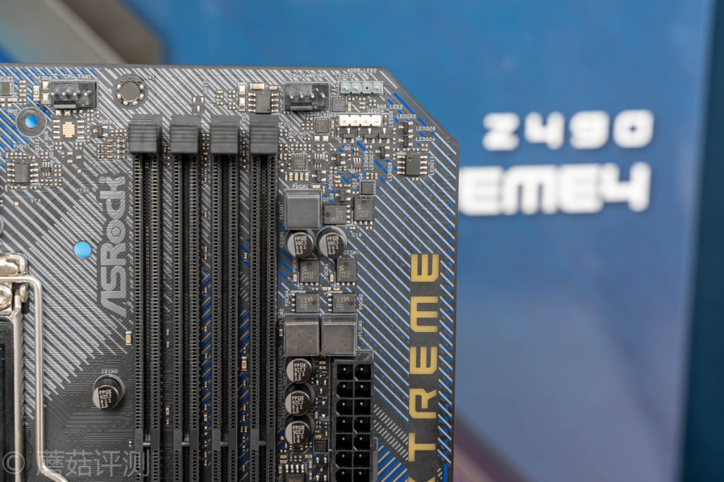 颜值高的z690主板,华擎z490极限玩家4