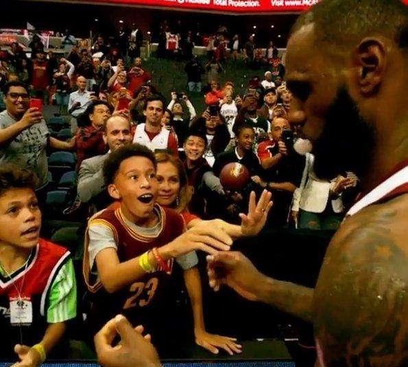 克利夫兰，比中国的一个县城都小，詹姆斯对它的影响到底有多大？