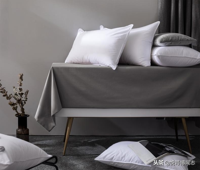 全棉羽丝绒枕芯生产厂家,全棉高回弹羽丝绒枕头枕芯