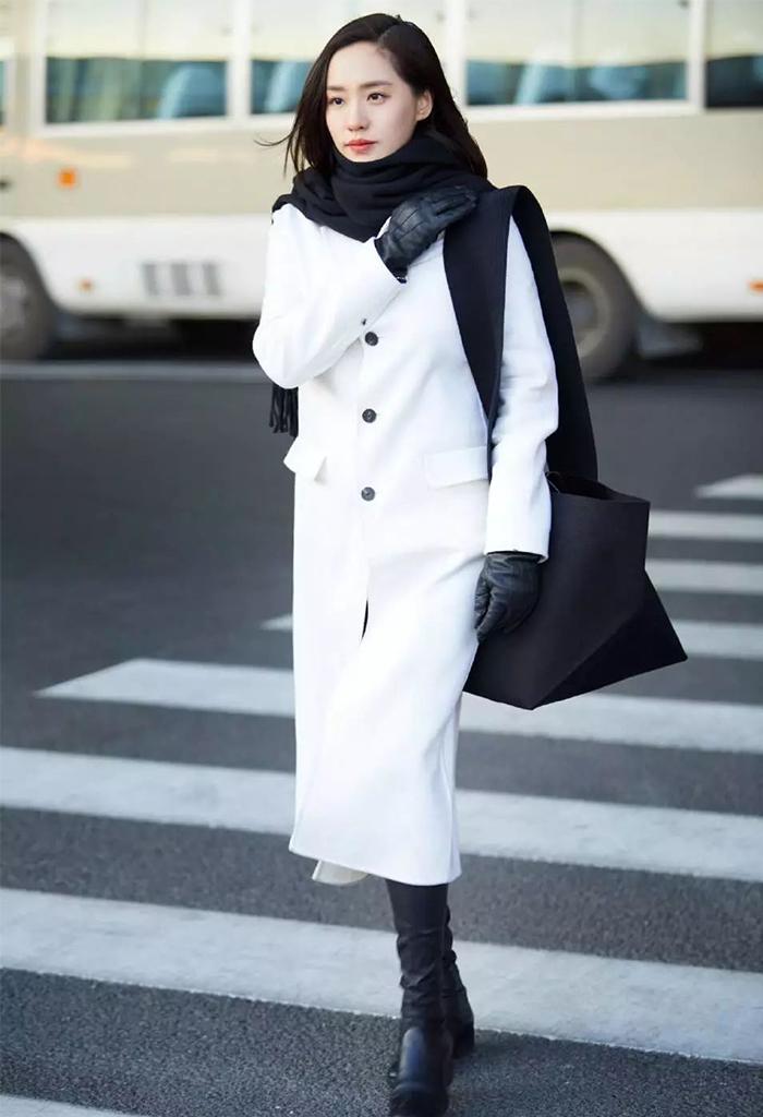 12种最流行的围巾围法,四种超火的围巾围法你get到了吗