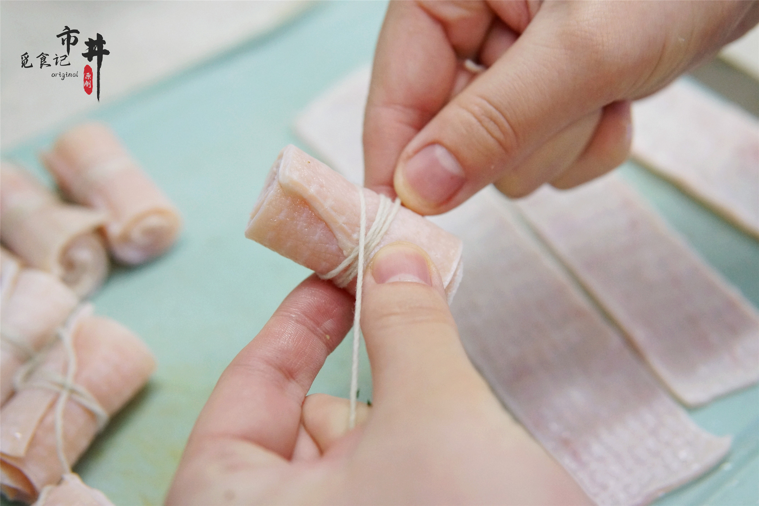 我为年夜饭添道菜腰缠万贯作文,年夜饭第十一道菜腰缠万贯