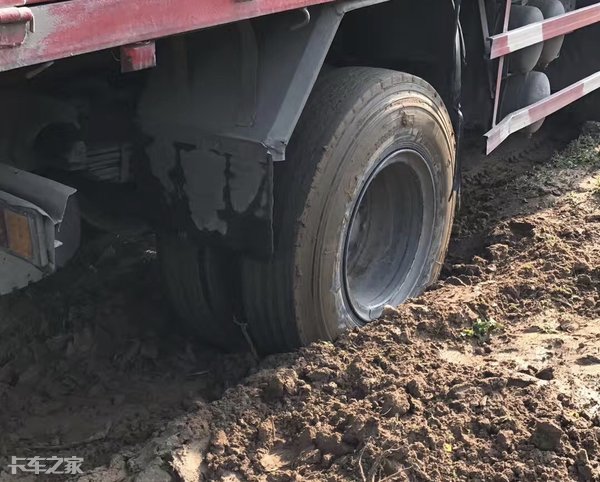 陷车最简单的解决方法,陷车怎么自救最有效