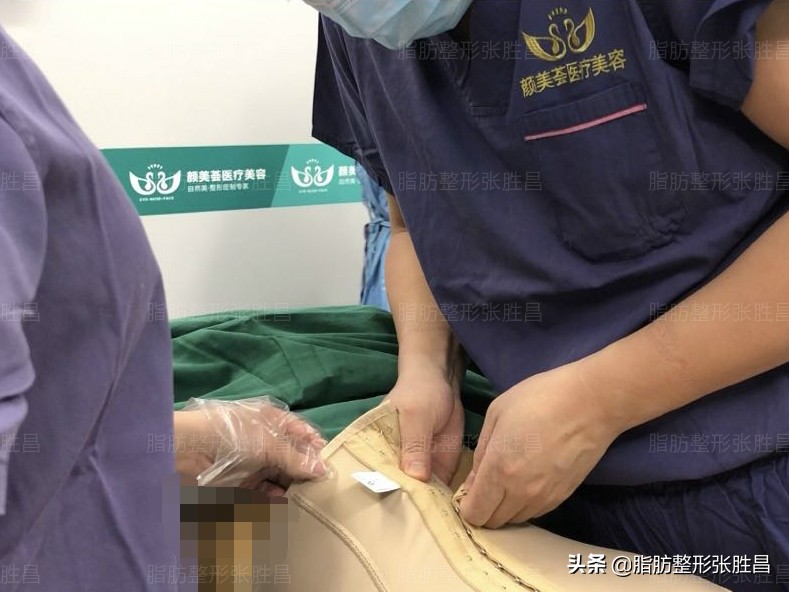 腰腹吸脂后如何穿塑身衣,腰腹吸脂后可以穿一般的塑身衣吗