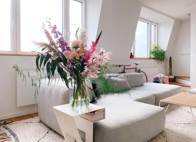 德国夫妇的二人世界:从无到有,全屋简约精致,治愈许多人