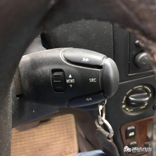 性价比超高的鲜为人知的赛道王操控王，雪铁龙塞纳N7了解一下！