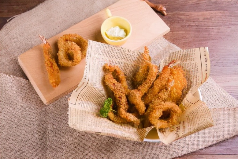 月经颜色会很深是排毒么,来月经是排毒的吗