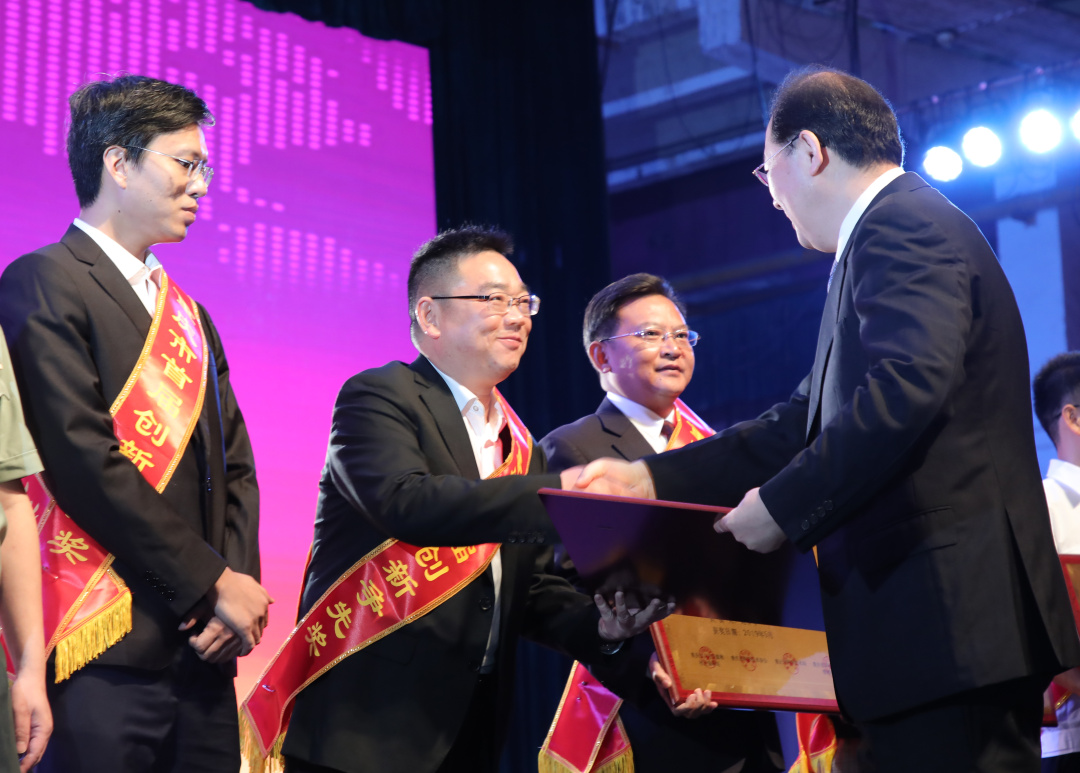 重庆大学肿瘤医院管理,医院晒成绩单